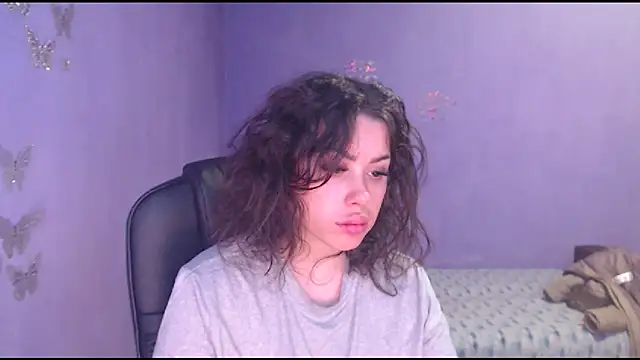 LovelyJulliette online show from February 13, 2:42 pm