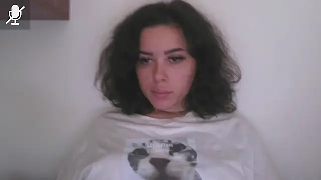 LovelyJulliette online show from November 9, 10:57 am