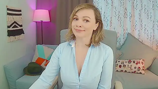 NandiSmile online show from October 21, 6:47 am