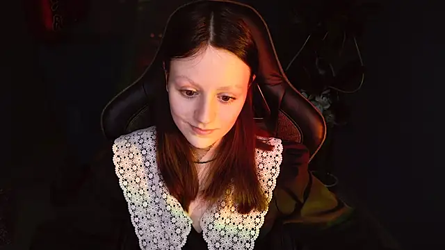 VeliraBraitberg online show from January 4, 11:11 am