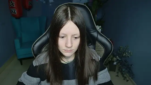 VeliraBraitberg online show from January 11, 5:10 am