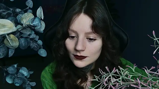 VeliraBraitberg online show from February 23, 8:06 am