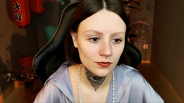 VeliraBraitberg online show from March 19, 11:17 am