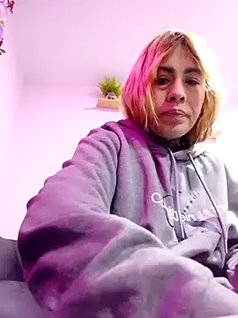 katty-candyy online show from June 18, 2:21 pm