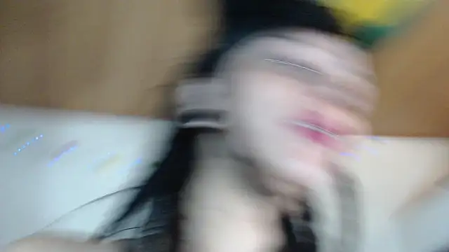 Snapshot of Gaby_cute_16 chatting on June 15, 7:49 pm Gaby cute 16 online show from June 15, 7:49 pm
