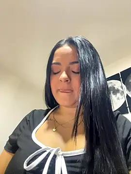 lea gray online show from November 11, 5:35 pm