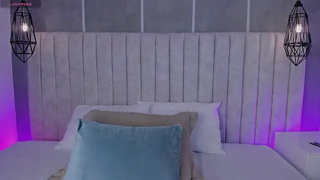 lea gray online show from March 15, 5:30 pm