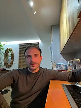 Adventurehotman online show from March 5, 11:16 pm