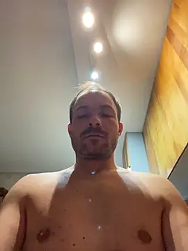 Adventurehotman online show from May 5, 10:07 pm