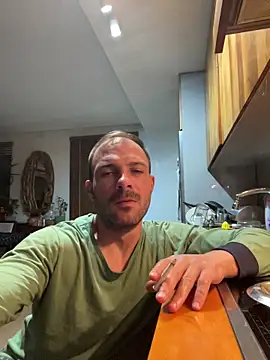 Adventurehotman online show from May 14, 9:54 pm
