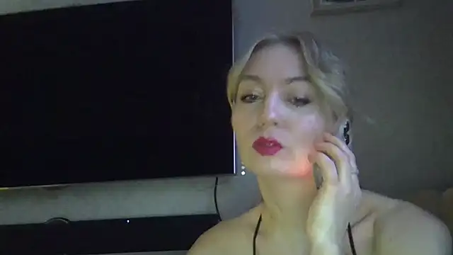 ZarinaSwift online show from December 20, 4:31 am