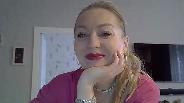 ZarinaSwift online show from October 10, 4:22 am