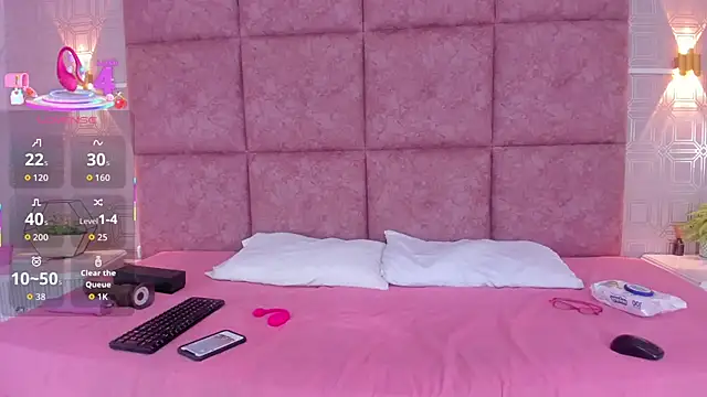 LiaVelez online show from February 5, 1:49 pm