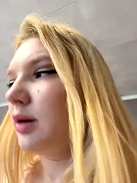 AmmyHot online show from October 23, 4:34 am