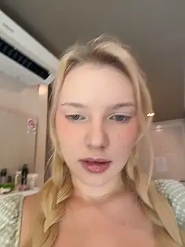 AmmyHot online show from May 5, 3:14 am