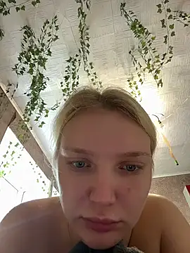 Snapshot of AmmyHot chatting on June 28, 4:07 am AmmyHot online show from June 28, 4:07 am