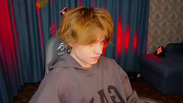 Jeffre y online show from December 26, 6:43 pm