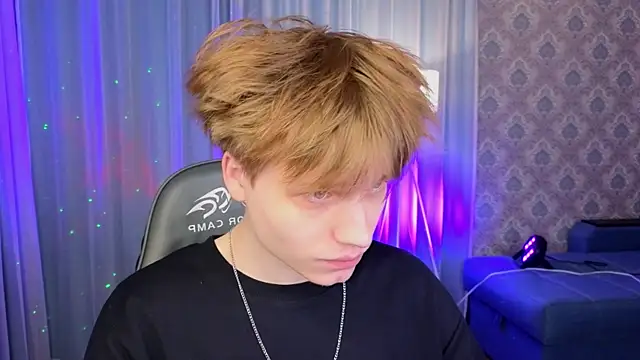 Jeffre y online show from March 8, 1:03 pm