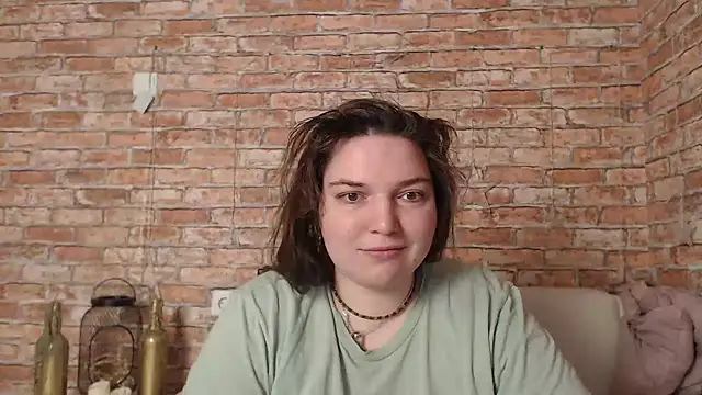Amelia Kiss  online show from January 18, 12:46 am