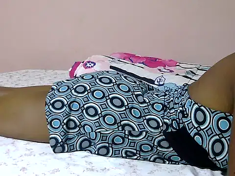 Snapshot of princess_tyra chatting on October 18, 12:39 pm princess tyra online show from October 18, 12:39 pm