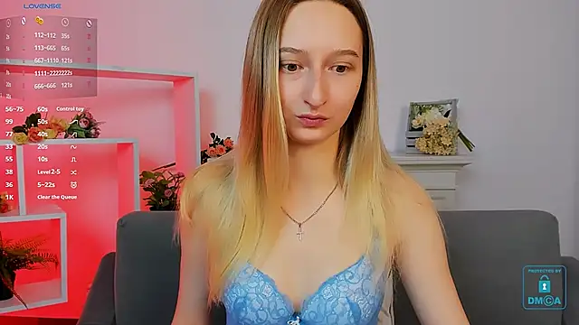 Snapshot of _Ri_na_ chatting on October 3, 5:26 am  Ri na  online show from October 3, 5:26 am