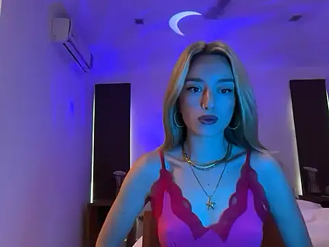 SirenaBelle online show from October 11, 12:54 am