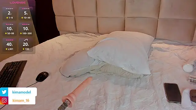 Kima1  online show from September 29, 8:13 pm