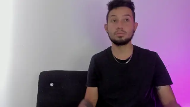 Bad Couple 1 online show from March 18, 8:23 pm