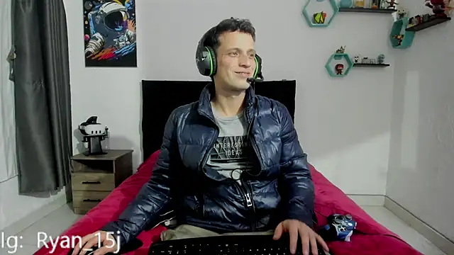 Snapshot of RyanHorseman chatting on September 9, 1:27 am RyanHorseman online show from September 9, 1:27 am