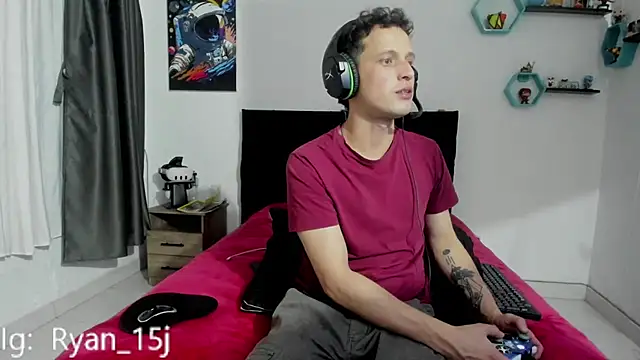 Snapshot of RyanHorseman chatting on September 10, 2:11 am RyanHorseman online show from September 10, 2:11 am