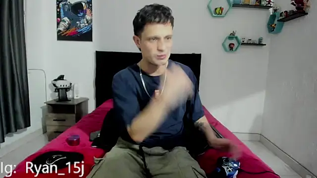 Snapshot of RyanHorseman chatting on September 11, 11:38 pm RyanHorseman online show from September 11, 11:38 pm