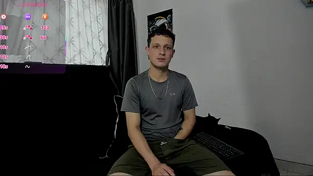 Snapshot of RyanHorseman chatting on November 22, 11:31 am RyanHorseman online show from November 22, 11:31 am