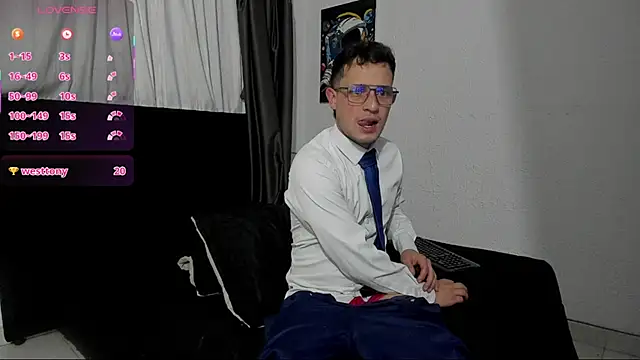 Snapshot of RyanHorseman chatting on December 3, 10:46 am RyanHorseman online show from December 3, 10:46 am