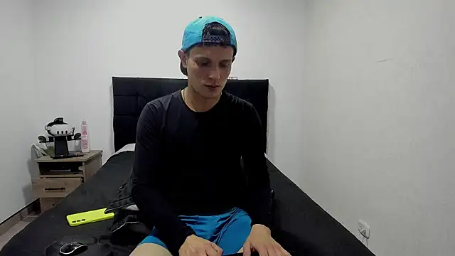 Snapshot of RyanHorseman chatting on February 14, 11:18 am RyanHorseman online show from February 14, 11:18 am