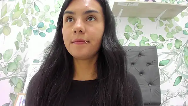 atilanadiaz7 online show from September 19, 4:07 pm