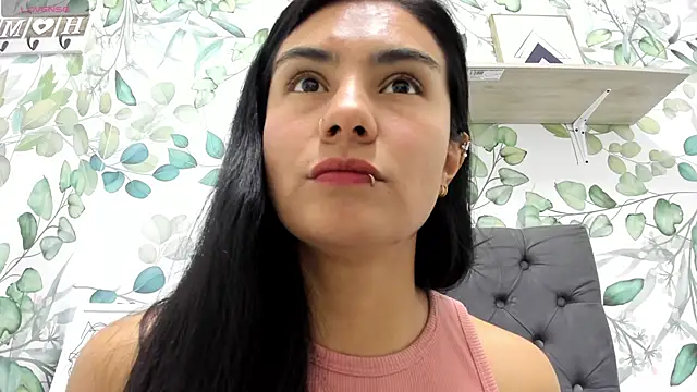 atilanadiaz7 online show from October 2, 4:25 pm