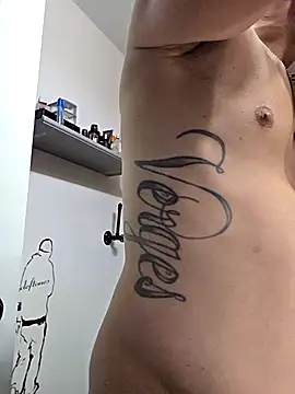 Twin2222 online show from October 1, 4:29 am