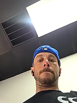 Twin2222 online show from January 9, 4:54 pm