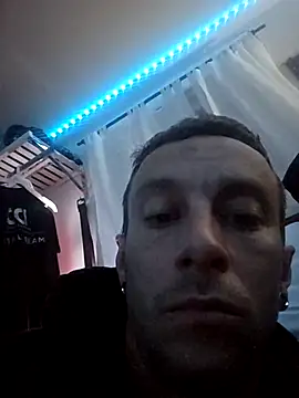 Twin2222 online show from February 5, 9:47 am