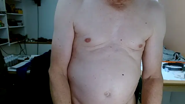 Snapshot of stripfun23 chatting on October 14, 8:59 am stripfun23 online show from October 14, 8:59 am