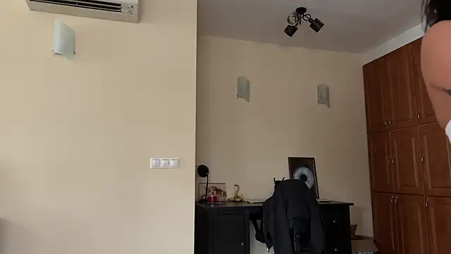 Missy baby online show from June 14, 4:53 pm