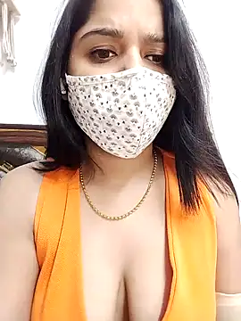 Snapshot of Gloie4u chatting on December 7, 4:25 pm Gloie4u online show from December 7, 4:25 pm