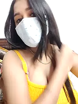 Snapshot of Gloie4u chatting on December 17, 2:33 pm Gloie4u online show from December 17, 2:33 pm