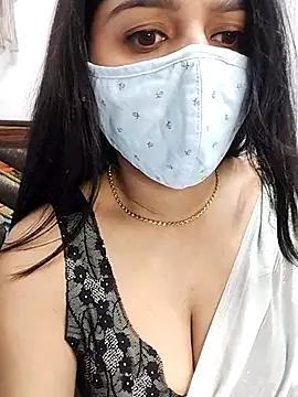 Snapshot of Gloie4u chatting on March 1, 12:45 pm Gloie4u online show from March 1, 12:45 pm