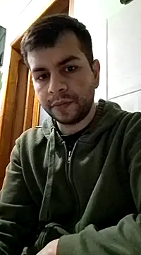 Snapshot of hornny1995 chatting on January 15, 2:06 am hornny1995 online show from January 15, 2:06 am