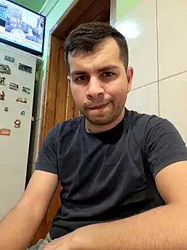 Snapshot of hornny1995 chatting on January 21, 3:54 pm hornny1995 online show from January 21, 3:54 pm