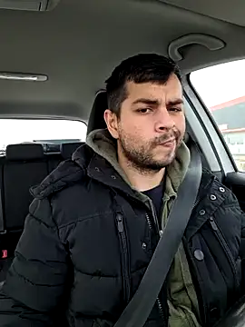 Snapshot of hornny1995 chatting on February 13, 11:06 am hornny1995 online show from February 13, 11:06 am