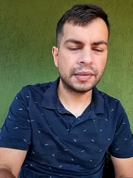 Snapshot of hornny1995 chatting on September 14, 8:24 am hornny1995 online show from September 14, 8:24 am