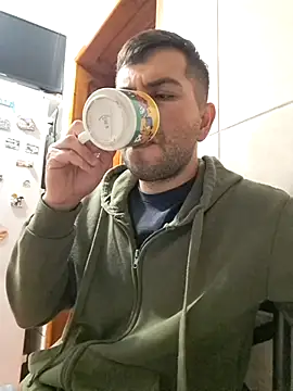 Snapshot of hornny1995 chatting on September 16, 1:28 am hornny1995 online show from September 16, 1:28 am