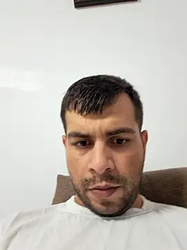 Snapshot of hornny1995 chatting on September 26, 5:17 pm hornny1995 online show from September 26, 5:17 pm